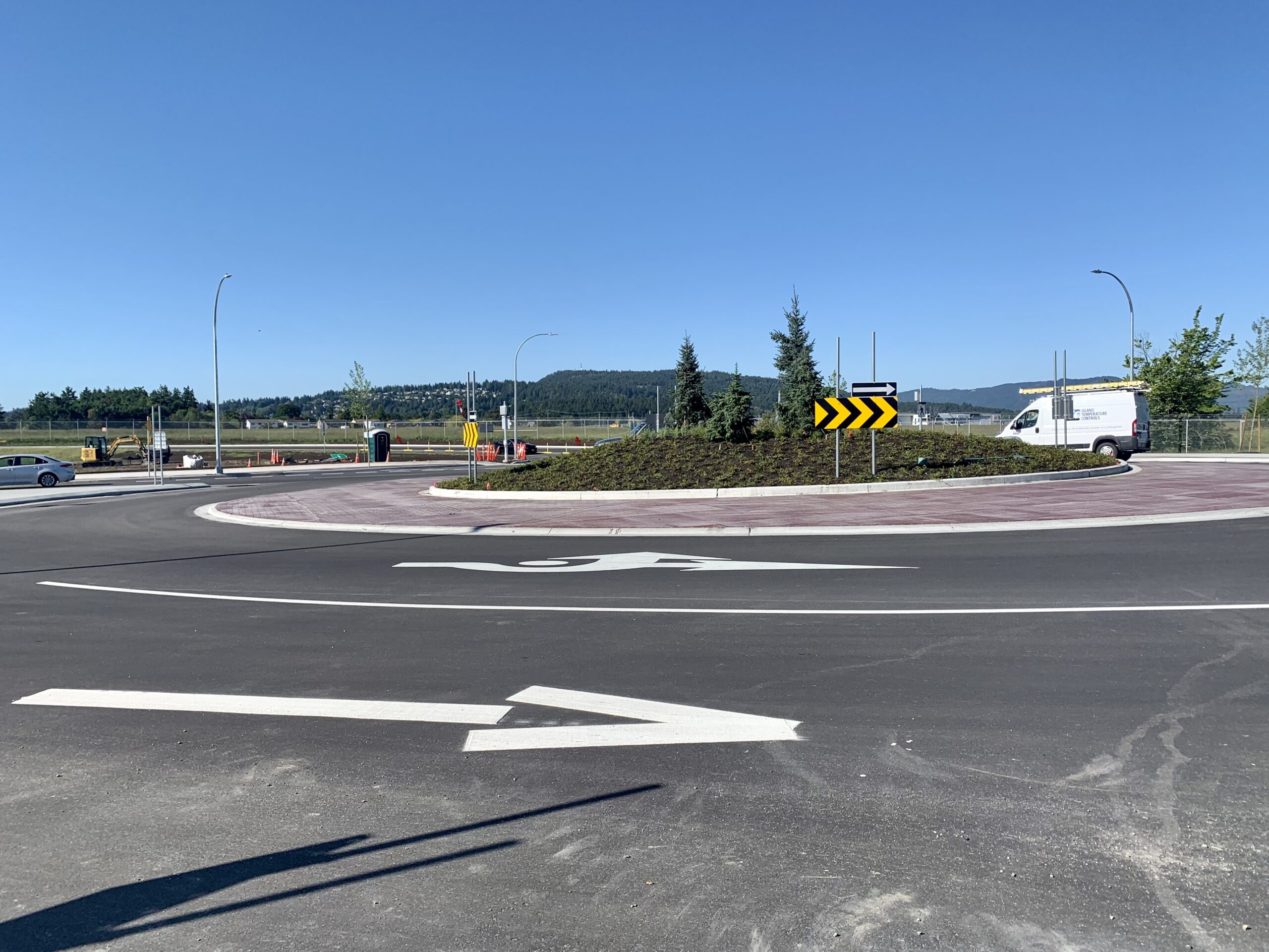 Construction of Beacon Avenue West Roundabout now complete